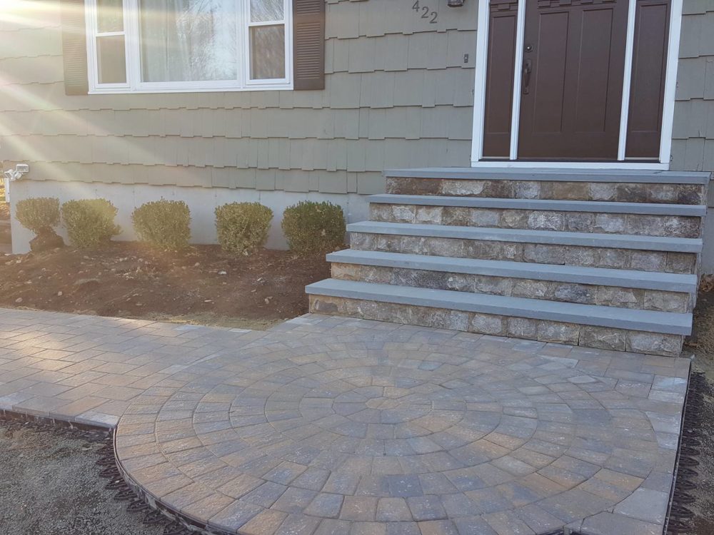 Stoop and walkway 1